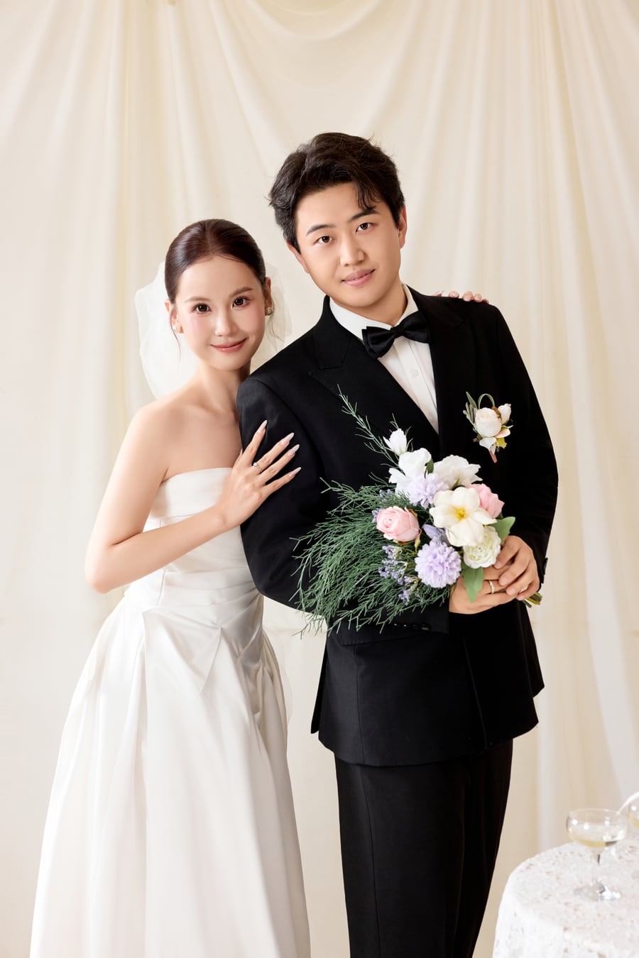 李佳冉与刘安琪的婚纱照 2